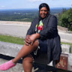 Meet your Posher, Jadine